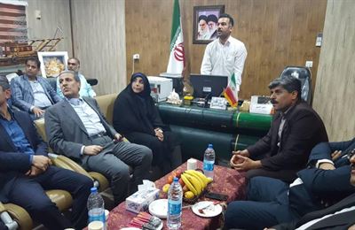 ♦ حضور استاندار بوشهر در اداره شیلات دیر